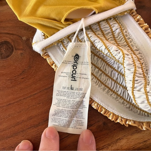 RIPCURL Bikini Bandeau Top - Picture 5 of 5